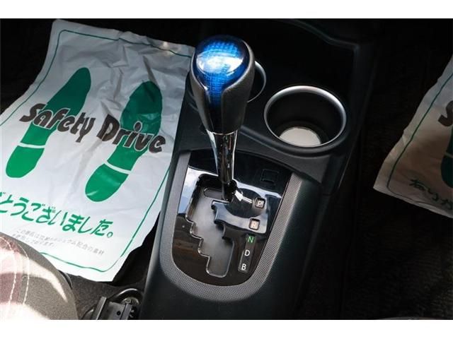 TOYOTA AQUA 2017 Image 31