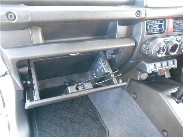 SUZUKI JIMNY 4WD 2022 Image 31