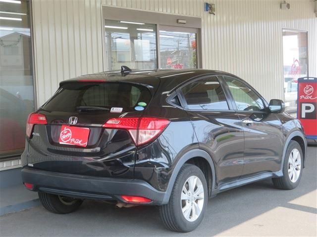 HONDA VEZEL 2017 Image 31