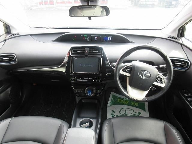 TOYOTA PRIUS 2018 Image 31