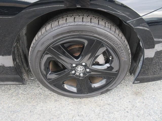 TOYOTA PRIUS 2018 Image 31