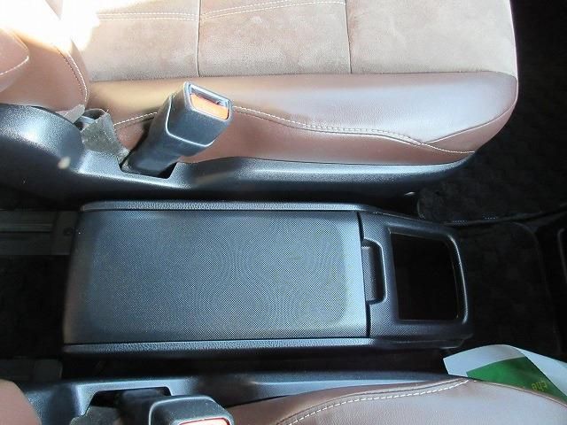 TOYOTA ESQUIRE 2020 Image 31