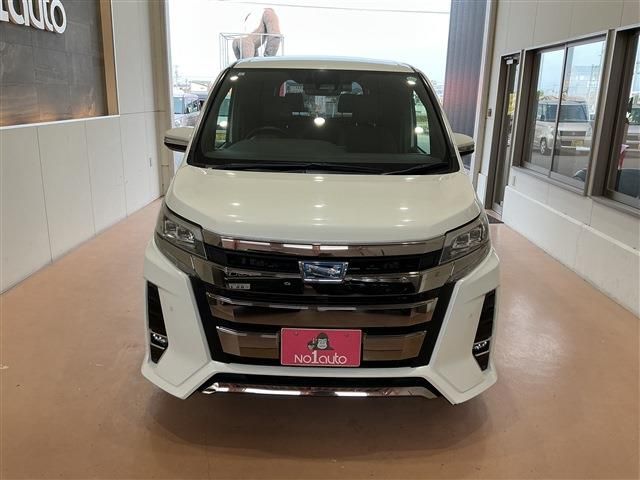 TOYOTA NOAH HYBRID 2019 Image 31