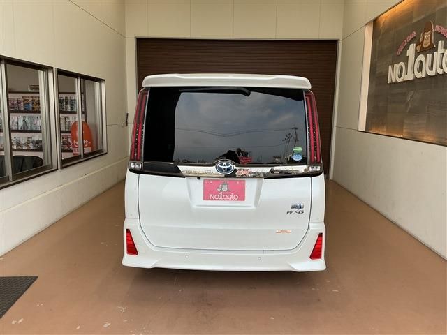 TOYOTA NOAH HYBRID 2019 Image 31