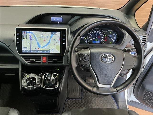 TOYOTA NOAH HYBRID 2019 Image 31