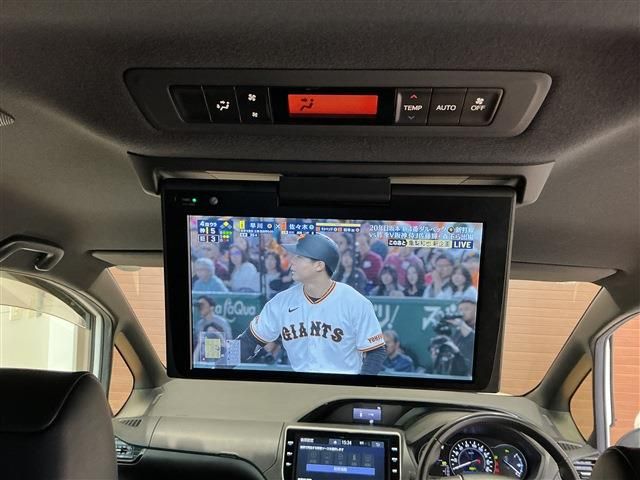 TOYOTA NOAH HYBRID 2019 Image 31