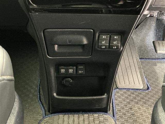 TOYOTA NOAH HYBRID 2019 Image 31