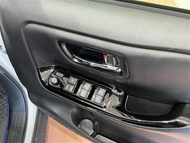 TOYOTA NOAH HYBRID 2019 Image 31