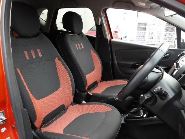 RENAULT CAPTUR 2015 Image 31