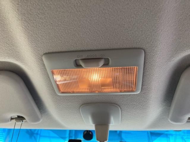 SUZUKI WAGON R STINGRAY 2013 Image 31