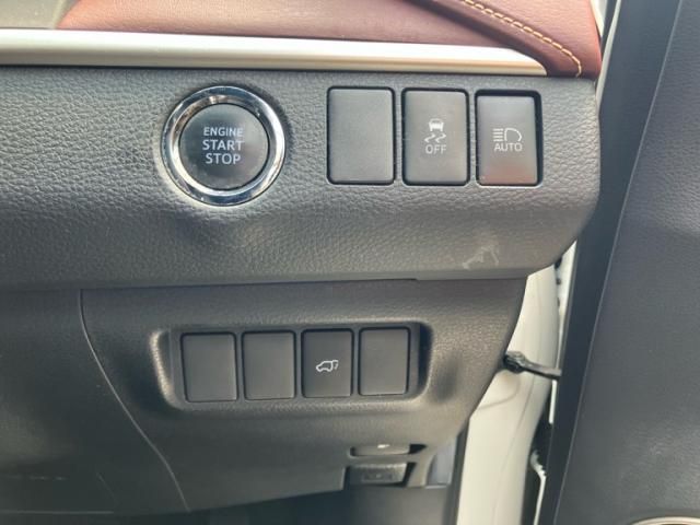 TOYOTA HARRIER 2WD 2016 Image 31