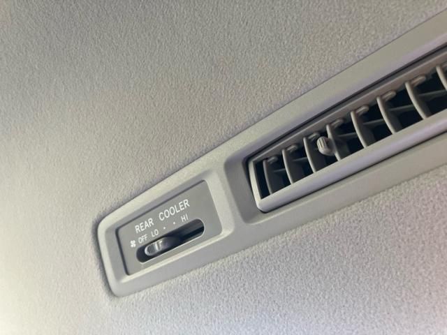 TOYOTA NOAH 2013 Image 31