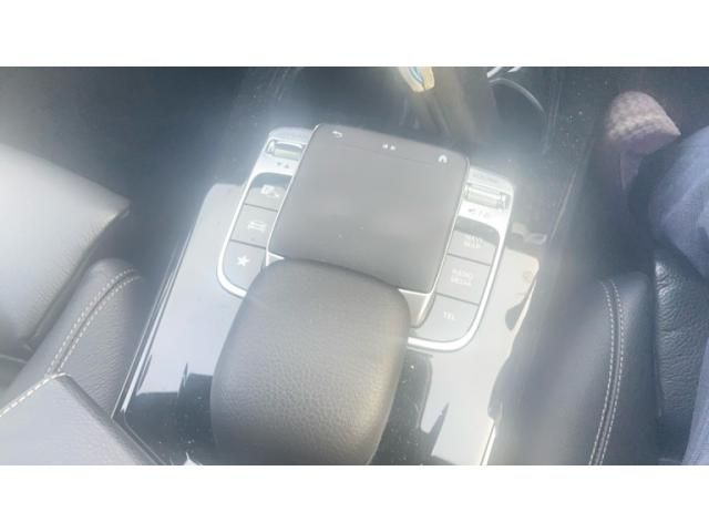 MERCEDES BENZ A CLAS 2020 Image 31