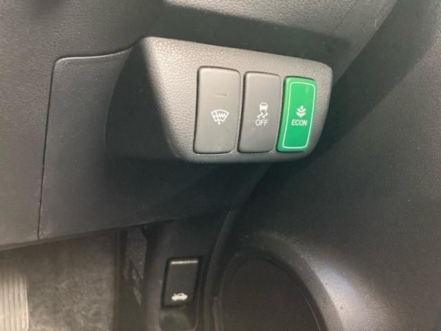 HONDA FIT HYBRID 2011 Image 31