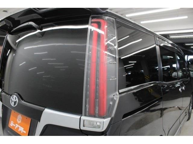 TOYOTA ESQUIRE 2017 Image 31