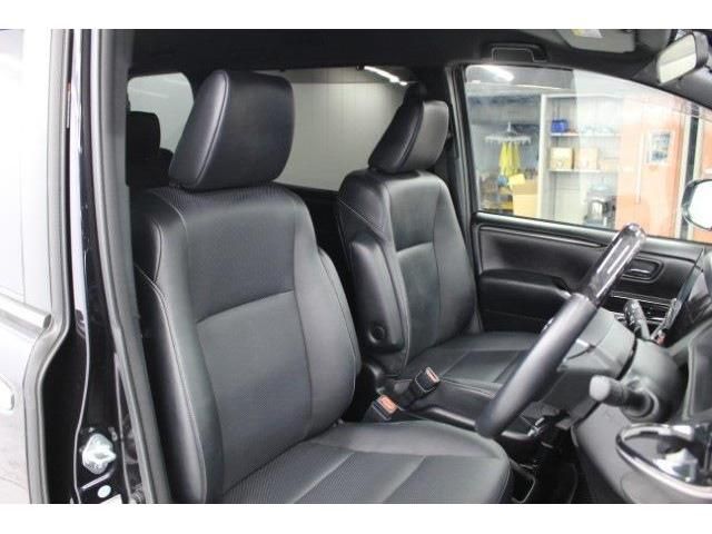 TOYOTA ESQUIRE 2017 Image 31