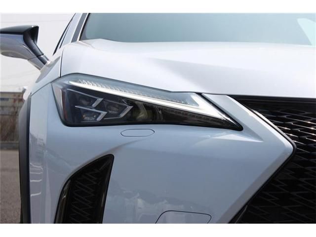 TOYOTA LEXUS UX200 2018 Image 31