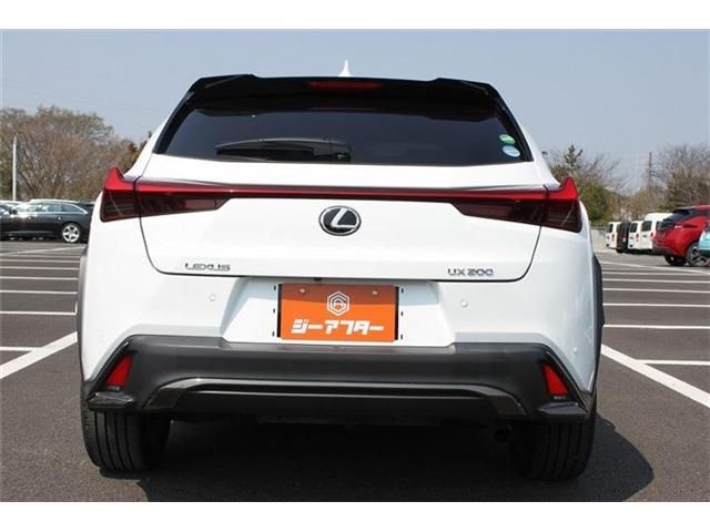 TOYOTA LEXUS UX200 2018 Image 31