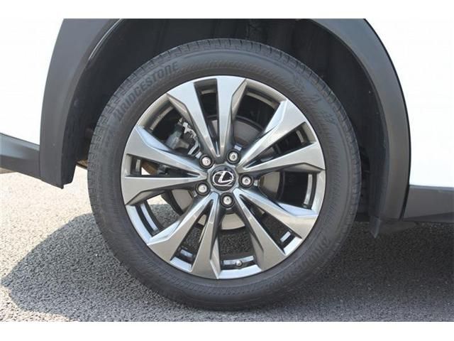 TOYOTA LEXUS UX200 2018 Image 31