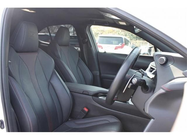 TOYOTA LEXUS UX200 2018 Image 31