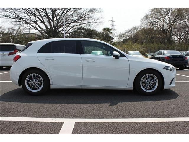 MERCEDES BENZ A CLAS 2019 Image 31