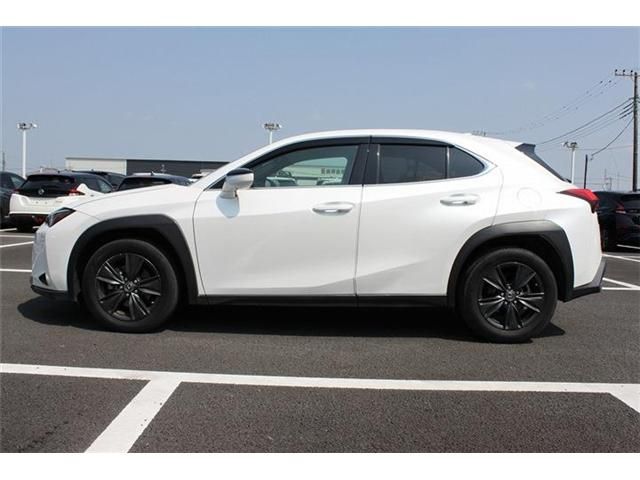 TOYOTA LEXUS UX200 2019 Image 31