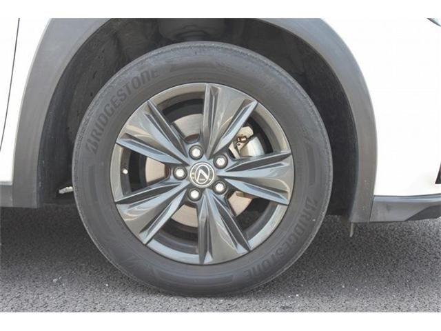 TOYOTA LEXUS UX200 2019 Image 31