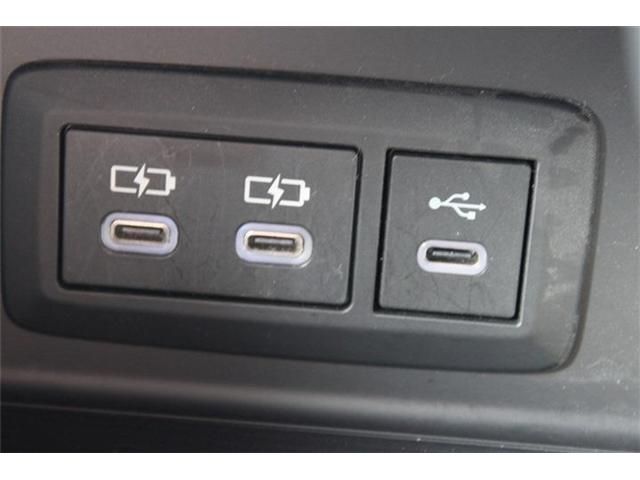 TOYOTA HARRIER PHEV 2023 Image 31