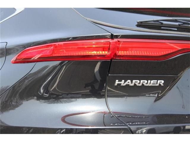 TOYOTA HARRIER PHEV 2023 Image 31