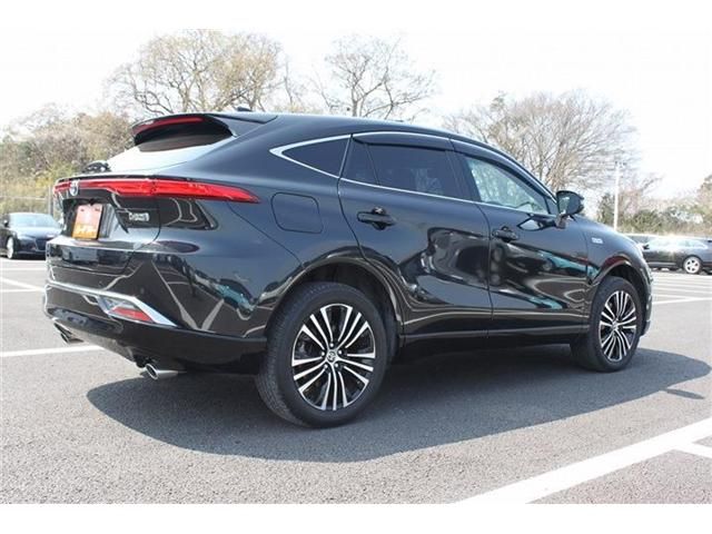 TOYOTA HARRIER PHEV 2023 Image 31