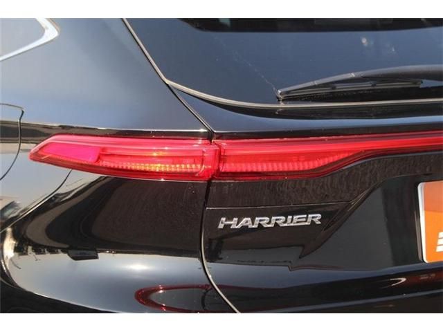 TOYOTA HARRIER HYBRID 2023 Image 31