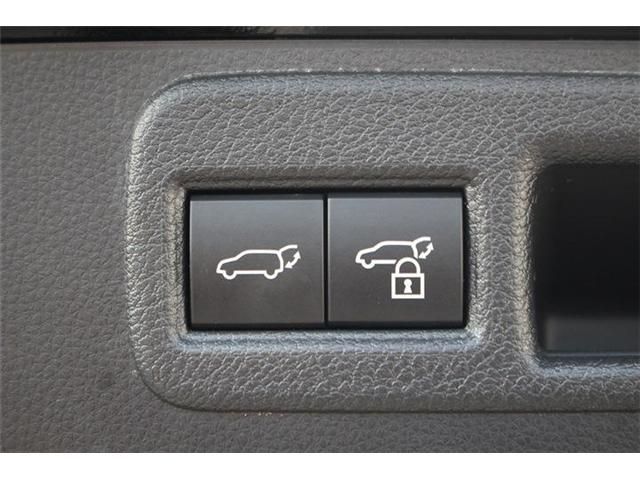 TOYOTA HARRIER HYBRID 2023 Image 31