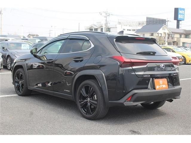 TOYOTA LEXUS UX250H AWD 2021 Image 31