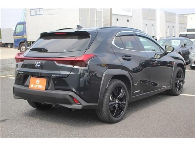 TOYOTA LEXUS UX250H AWD 2021 Image 31