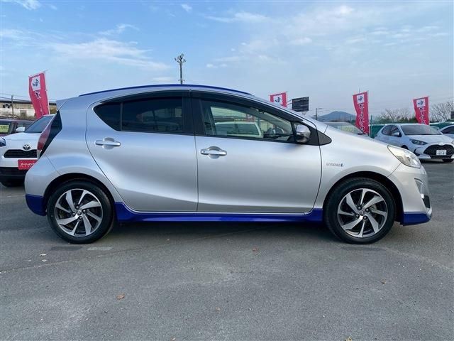 TOYOTA AQUA 2015 Image 31