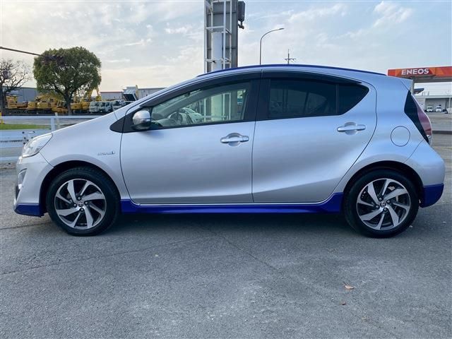 TOYOTA AQUA 2015 Image 31