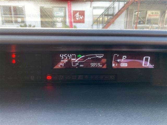 TOYOTA AQUA 2015 Image 31