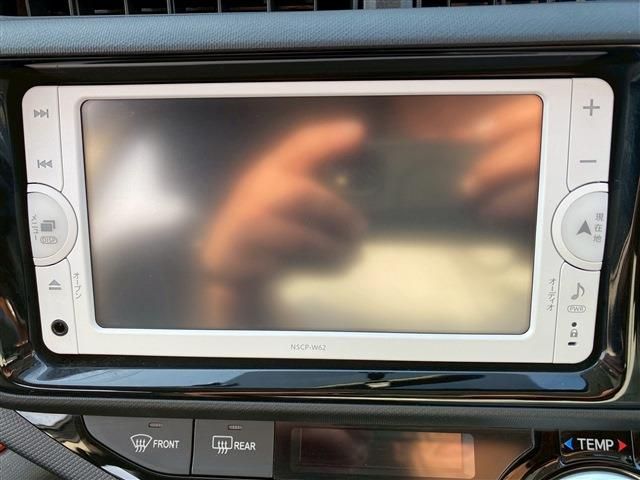 TOYOTA AQUA 2015 Image 31