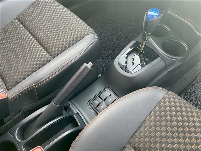 TOYOTA AQUA 2015 Image 31