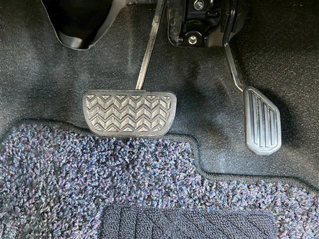 TOYOTA AQUA 2015 Image 31