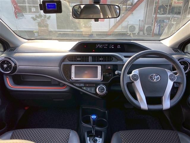 TOYOTA AQUA 2015 Image 31