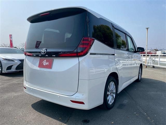 TOYOTA NOAH 2023 Image 31