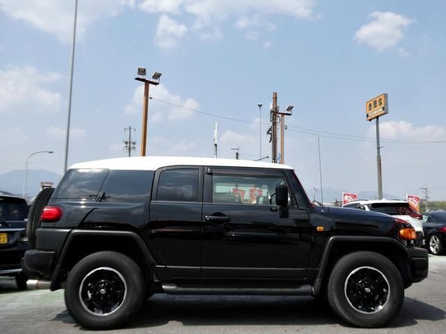 TOYOTA FJ CRUISER 4WD 2015 Image 31