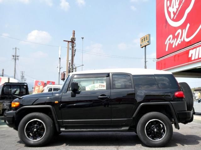 TOYOTA FJ CRUISER 4WD 2015 Image 31