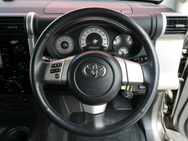 TOYOTA FJ CRUISER 4WD 2015 Image 31