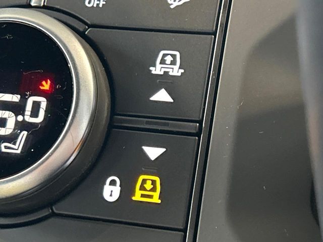 ROVER DEFENDER 2023 Image 31