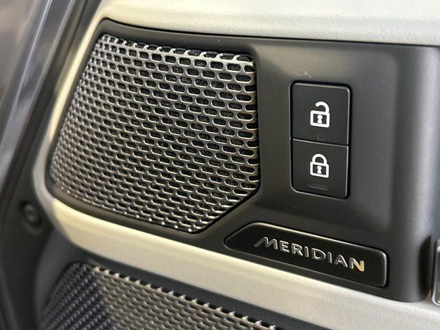 ROVER DEFENDER 2023 Image 31