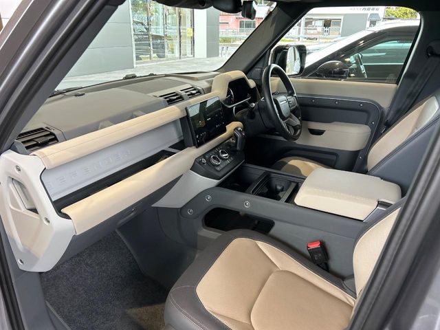 ROVER DEFENDER 2023 Image 31