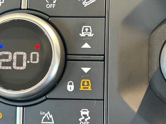 ROVER DEFENDER 2021 Image 31