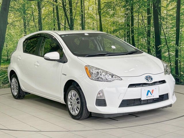 TOYOTA AQUA 2013 Image 31